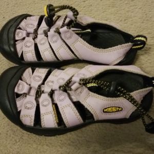 Keen Girl shoes